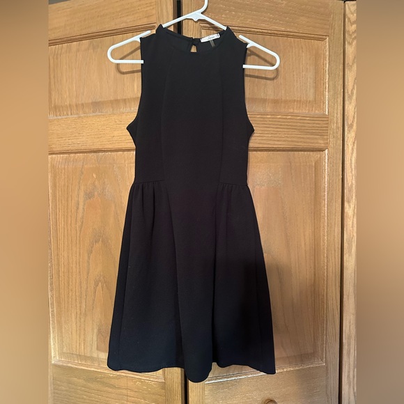 Little Black Knit Dress - Picture 3 of 6